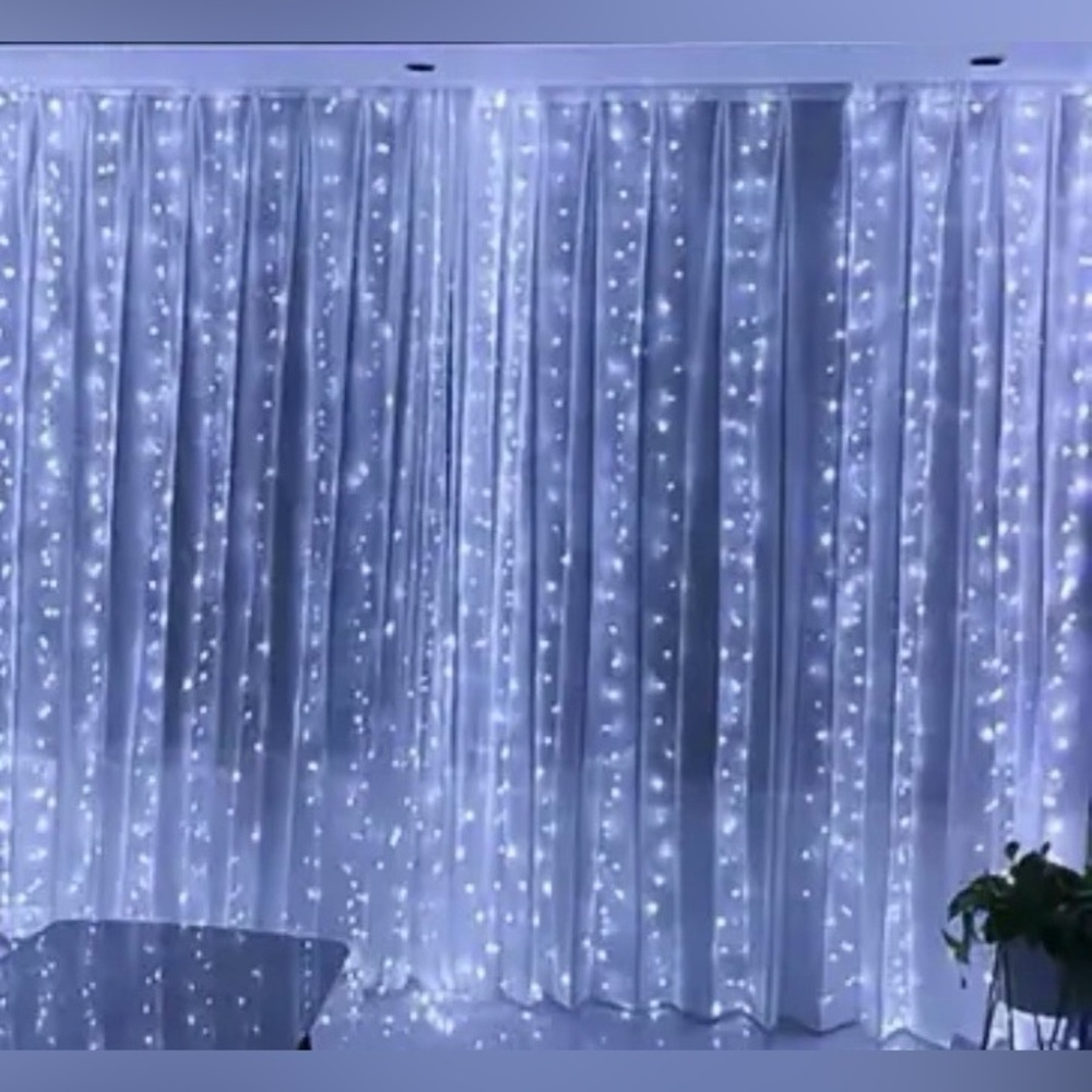 White LED Curtain String Lights